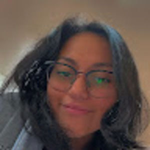 Meet your Posher, Camila